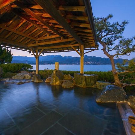 Katsuura Gyoen Hotel Nachikatsuura Eksteriør billede