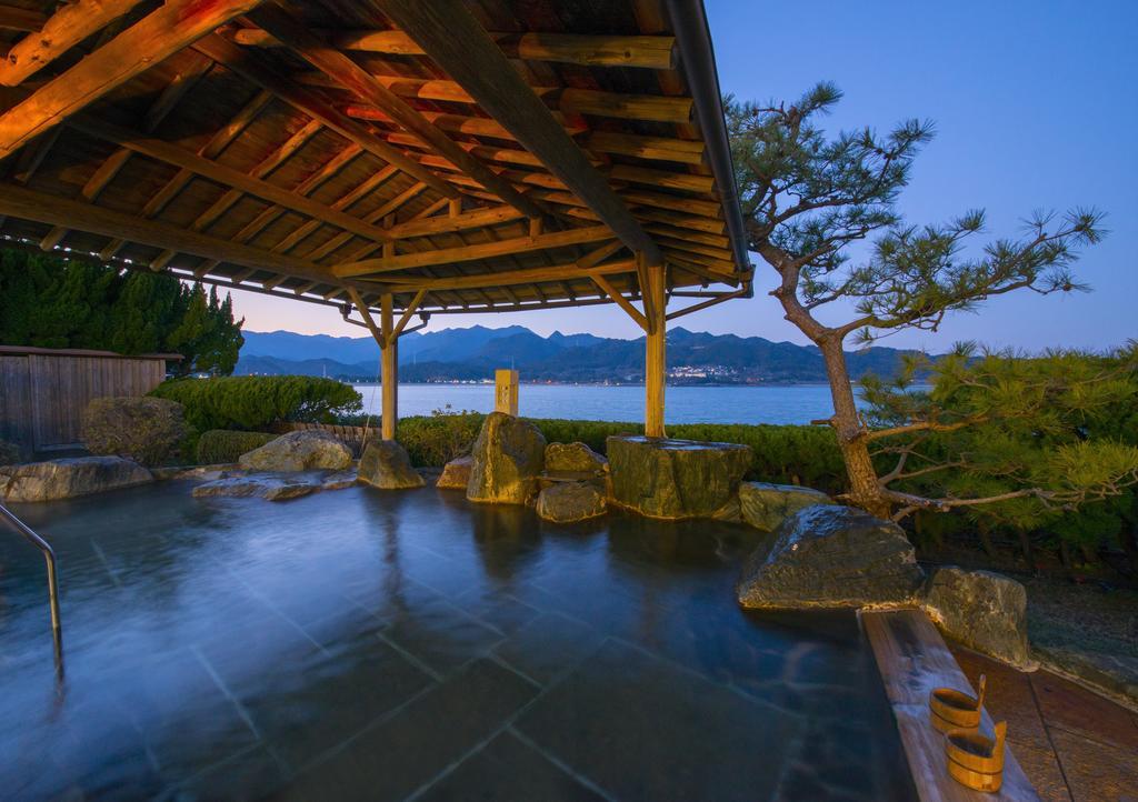 Katsuura Gyoen Hotel Nachikatsuura Eksteriør billede