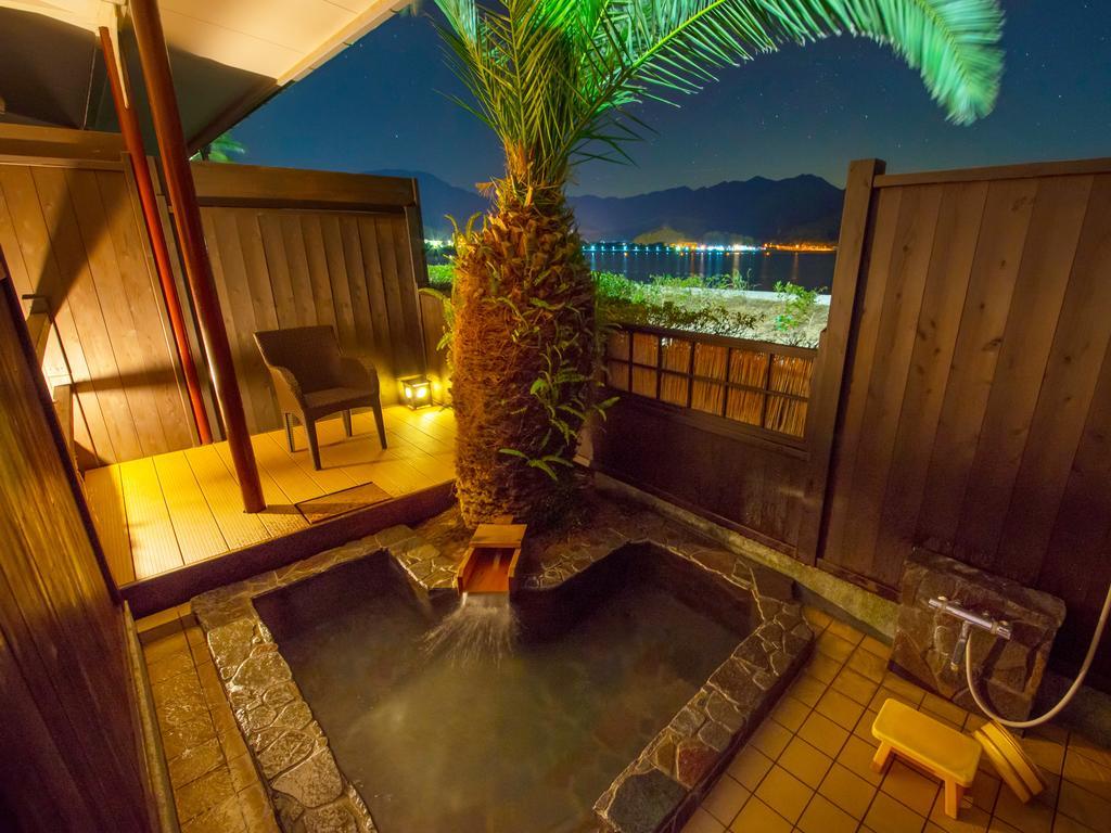Katsuura Gyoen Hotel Nachikatsuura Eksteriør billede