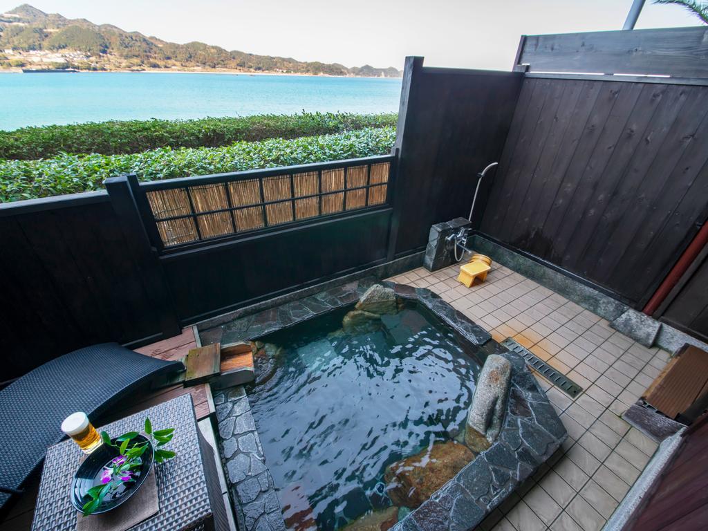Katsuura Gyoen Hotel Nachikatsuura Eksteriør billede