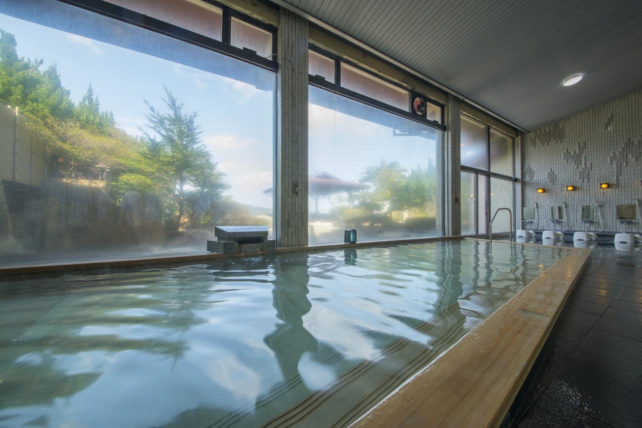 Katsuura Gyoen Hotel Nachikatsuura Eksteriør billede